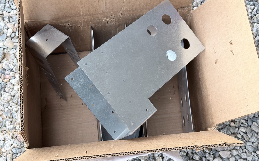4 Hangers and 1 Wallplate